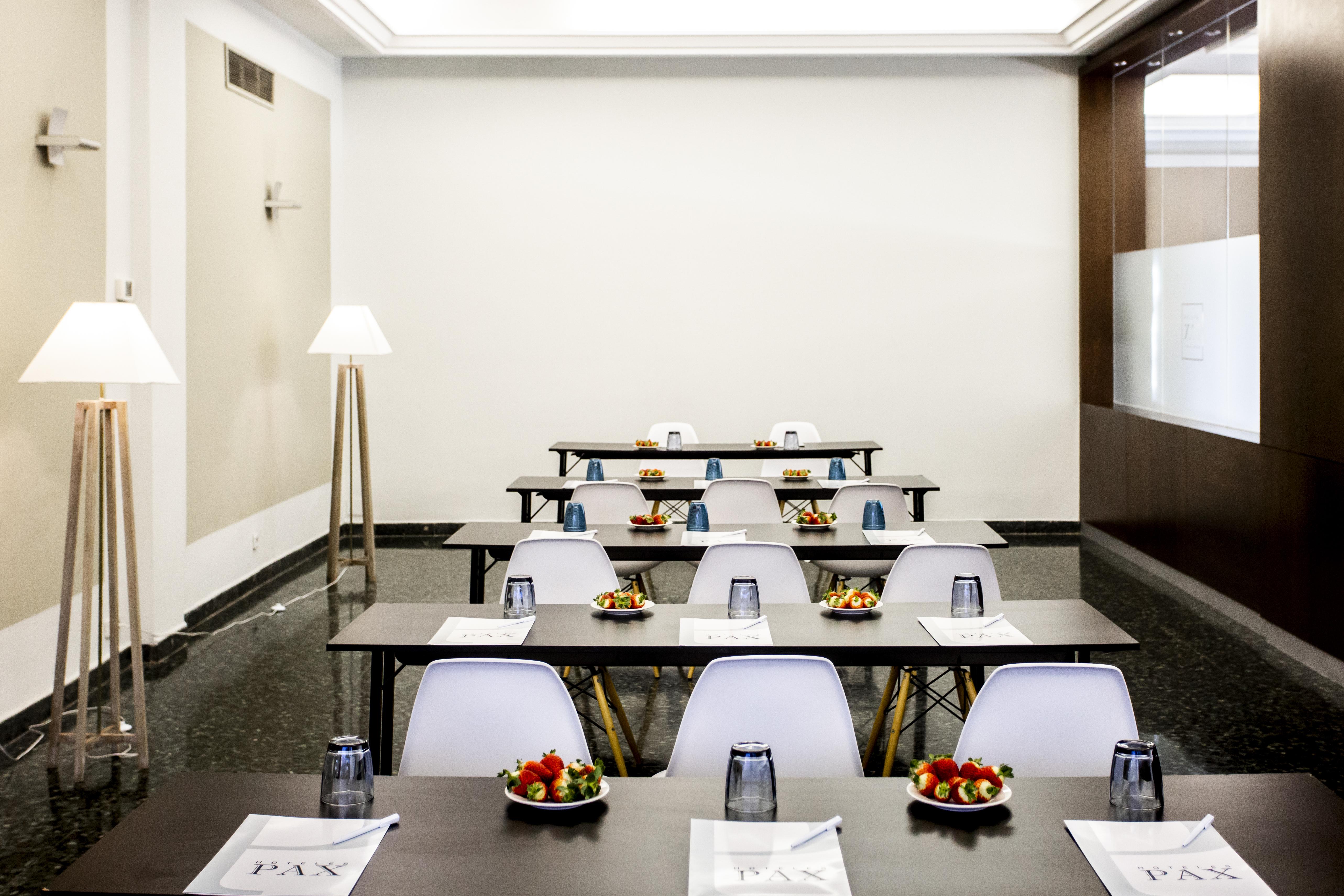 Hotel Pax غواذالاخارا المظهر الخارجي الصورة