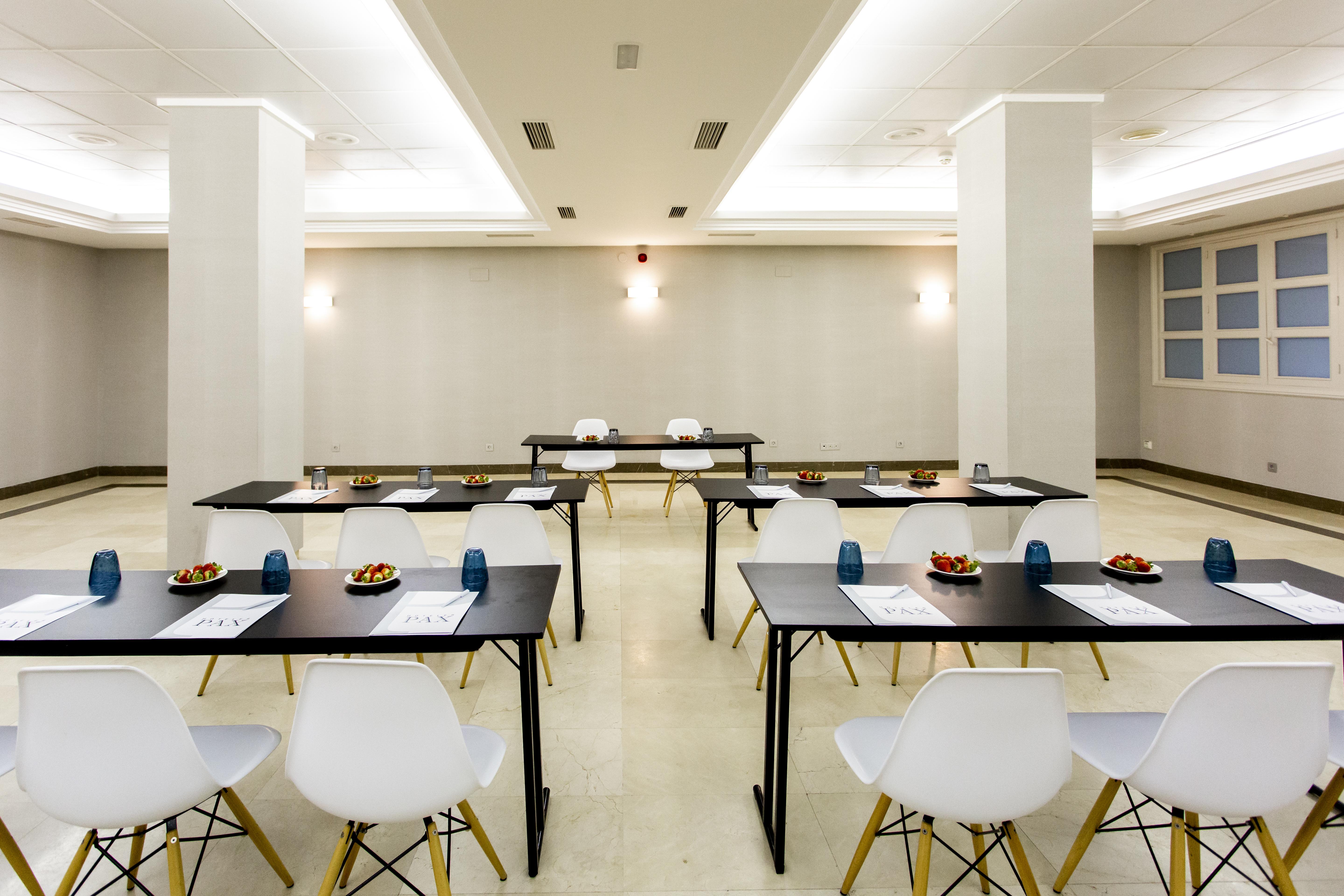 Hotel Pax غواذالاخارا المظهر الخارجي الصورة