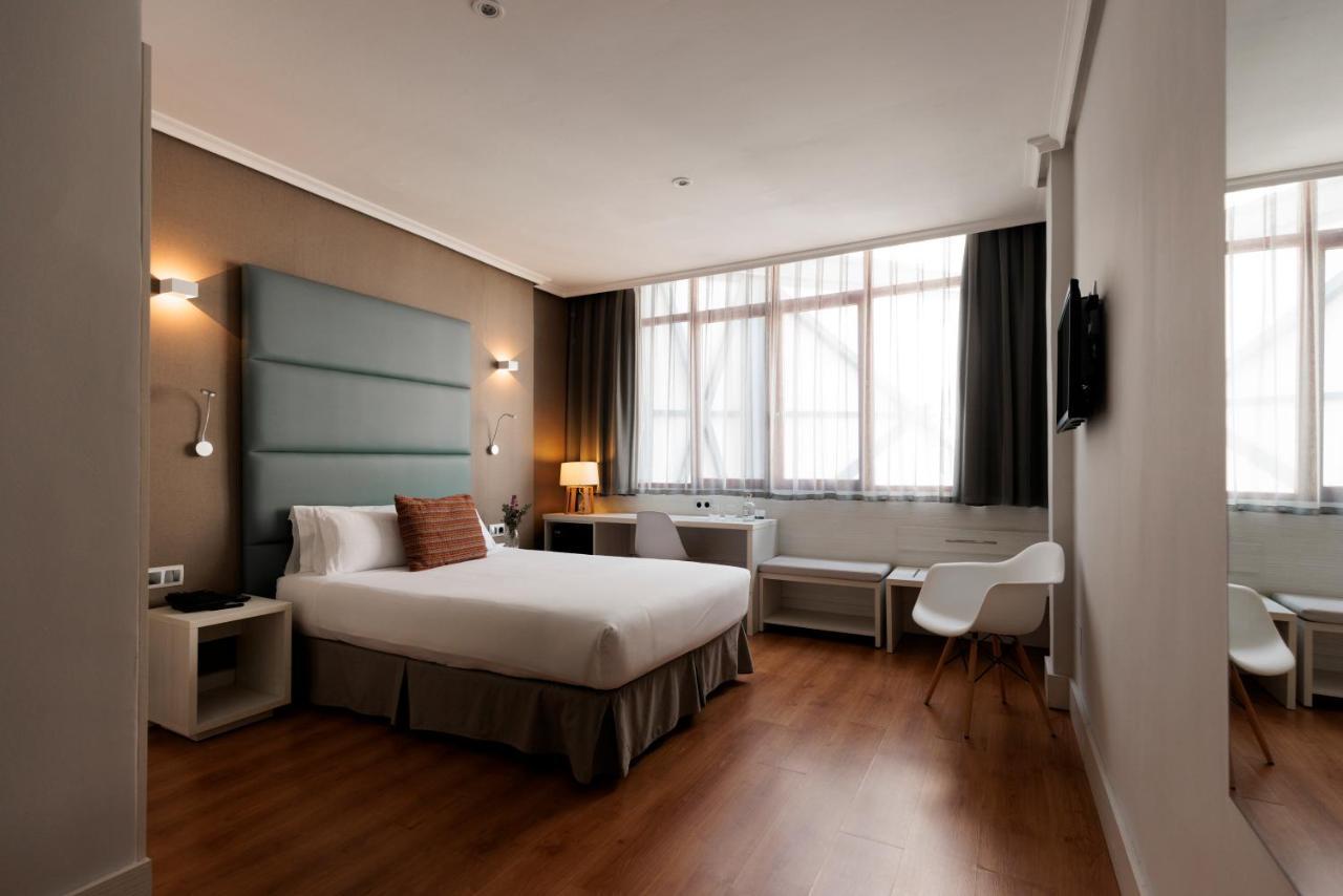 Hotel Pax غواذالاخارا المظهر الخارجي الصورة