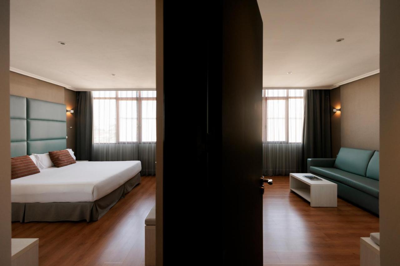 Hotel Pax غواذالاخارا المظهر الخارجي الصورة