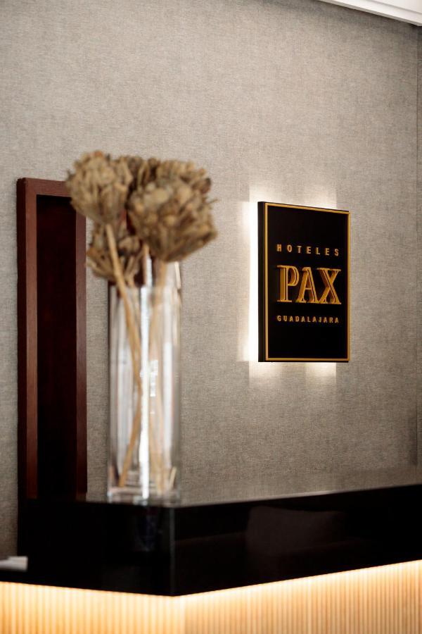 Hotel Pax غواذالاخارا المظهر الخارجي الصورة