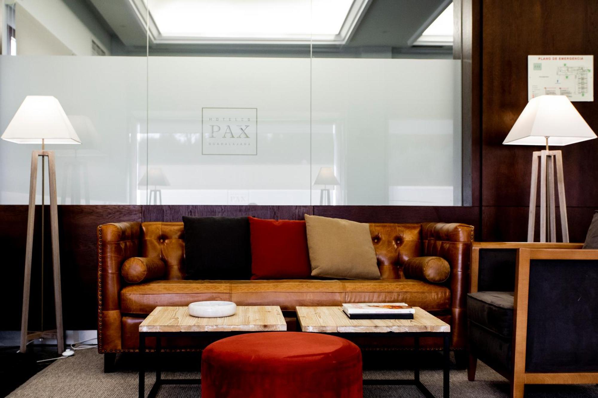 Hotel Pax غواذالاخارا المظهر الخارجي الصورة